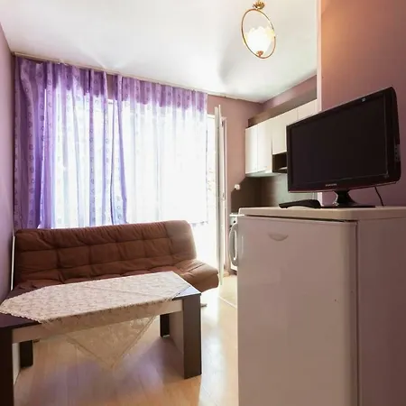 Mila's Place Appartamento Nesebar